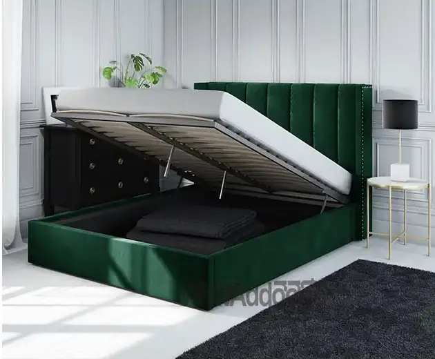 تخت کم جا سبز رنگ